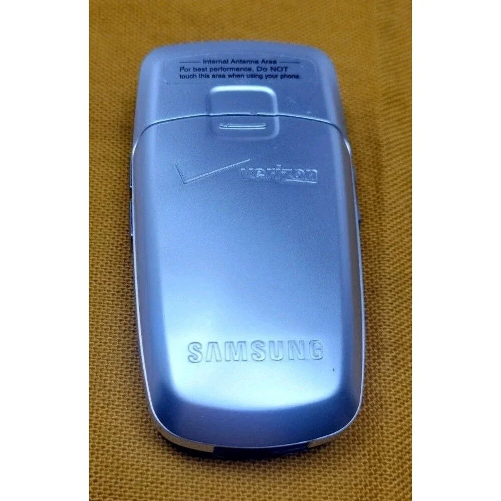 Samsung SCH-A870 Silver and Black Rare Cellular Phone with Charger Verizon